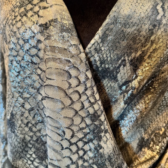 Elegant Snake Print Wrap Dress - Picture 3 of 5